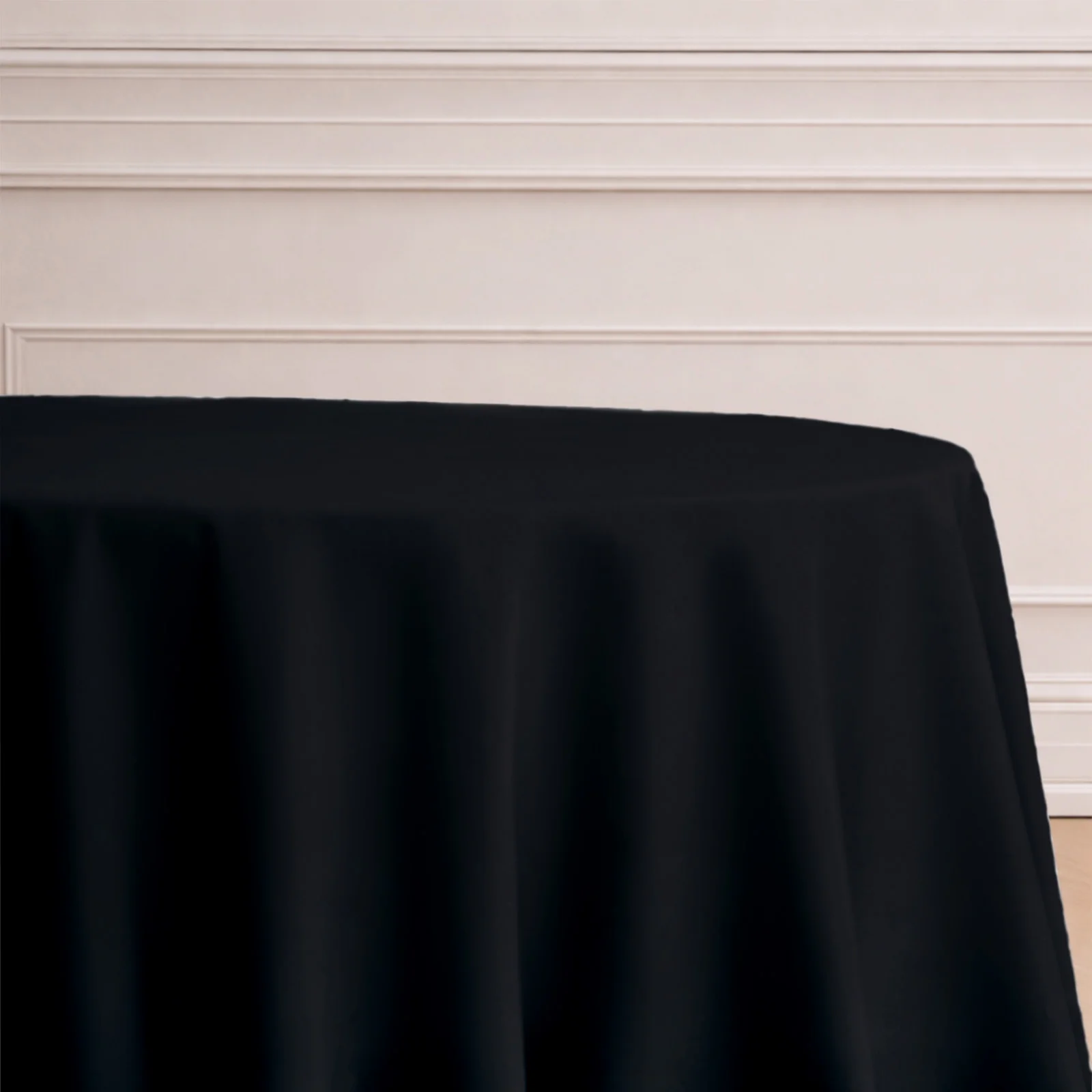 Polyester Round Tablecloth 132" Black with Seamless Finish - Sophisticated Decor for Upscale Occasions - Image 5