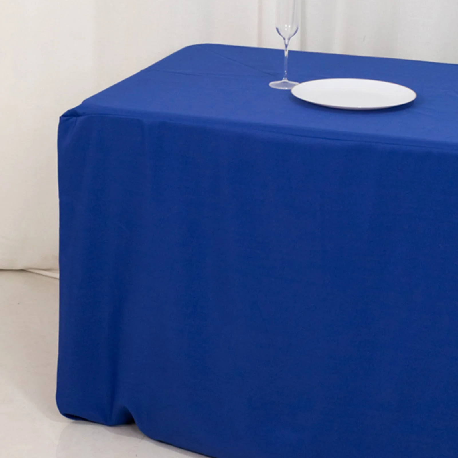 Premium Polyester Rectangle Tablecloth 8ft Royal Blue - Durable Fitted 220GSM Table Cover - Image 5