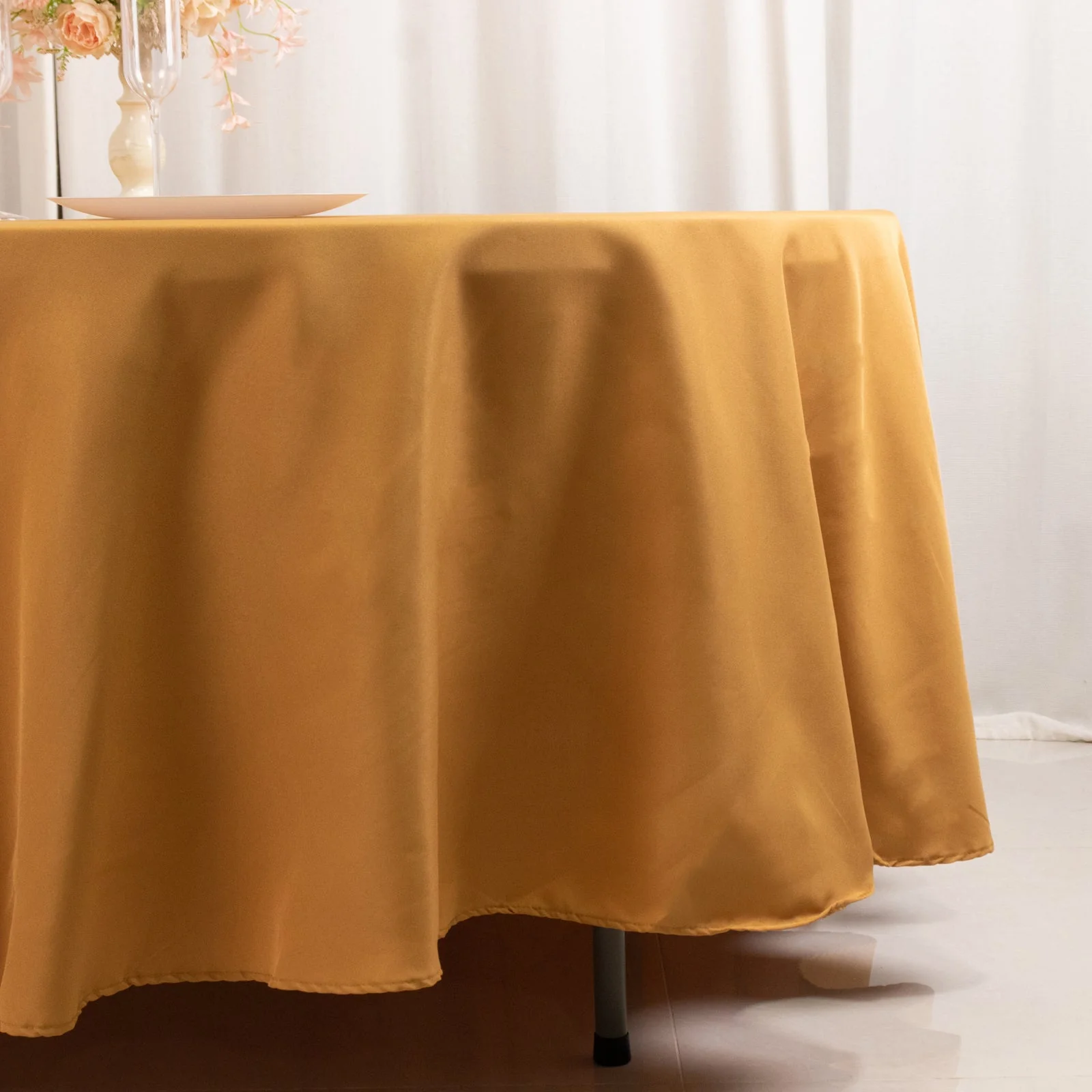 Premium Polyester Round Tablecloth 108" Gold - 220GSM Wrinkle-Resistant & Durable Table Cover - Image 2