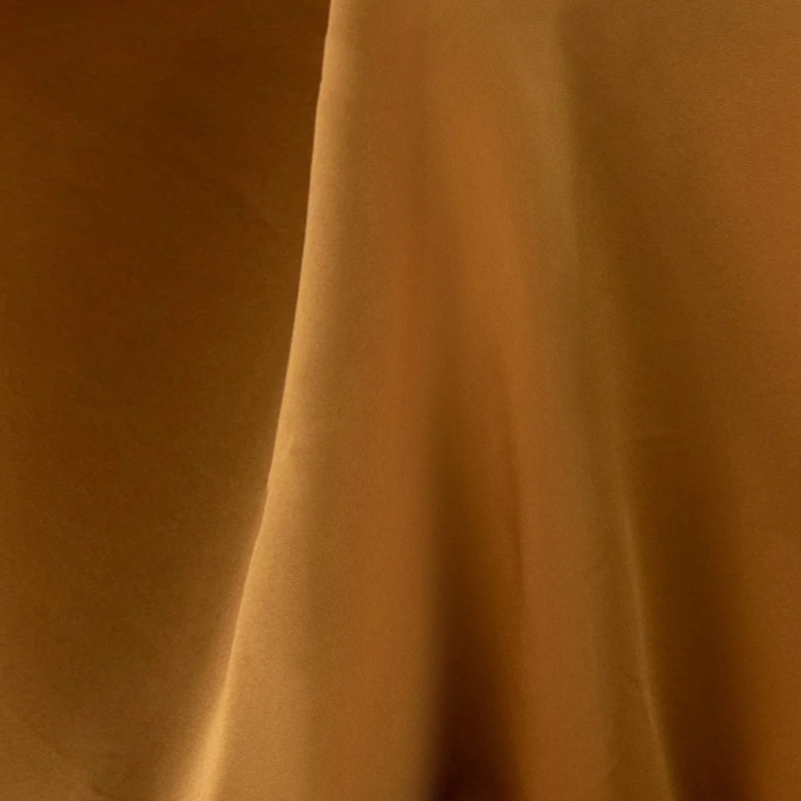 Premium Polyester Round Tablecloth 120" Gold - Seamless 220GSM Wrinkle-Resistant & Durable Table Cover - Image 8