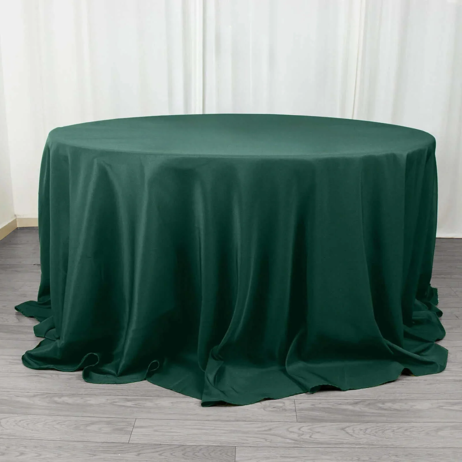 Premium Polyester Round Tablecloth 132" Hunter Emerald Green - Seamless 220GSM Table Cover