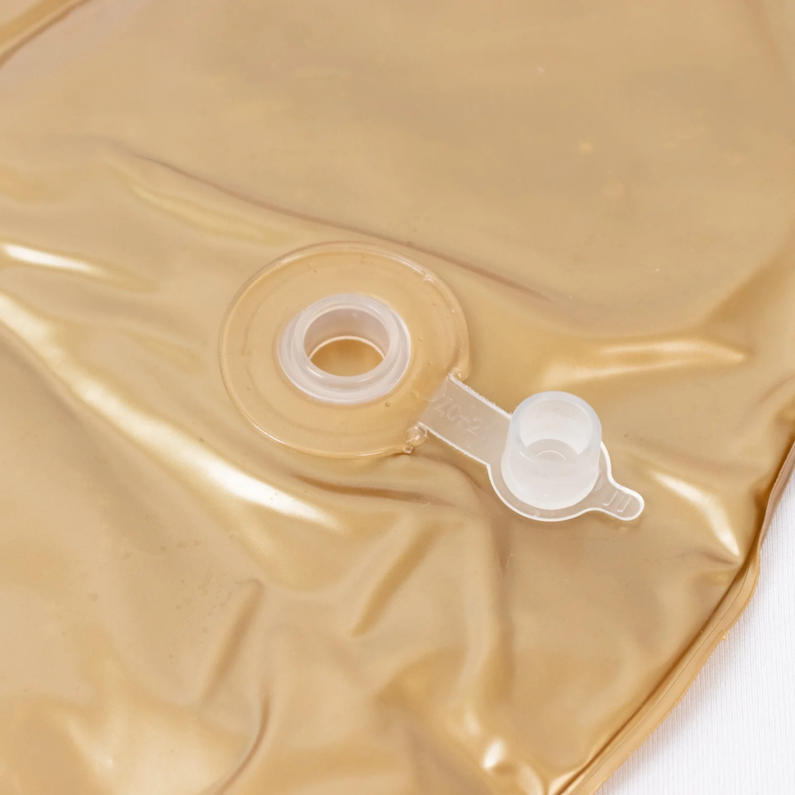 4 Pack Metallic Gold Water Bags – Heavy Duty Reusable PVC Fillable Base Weights for Balloon Columns & Arch Stand Support - 14" - Image 5
