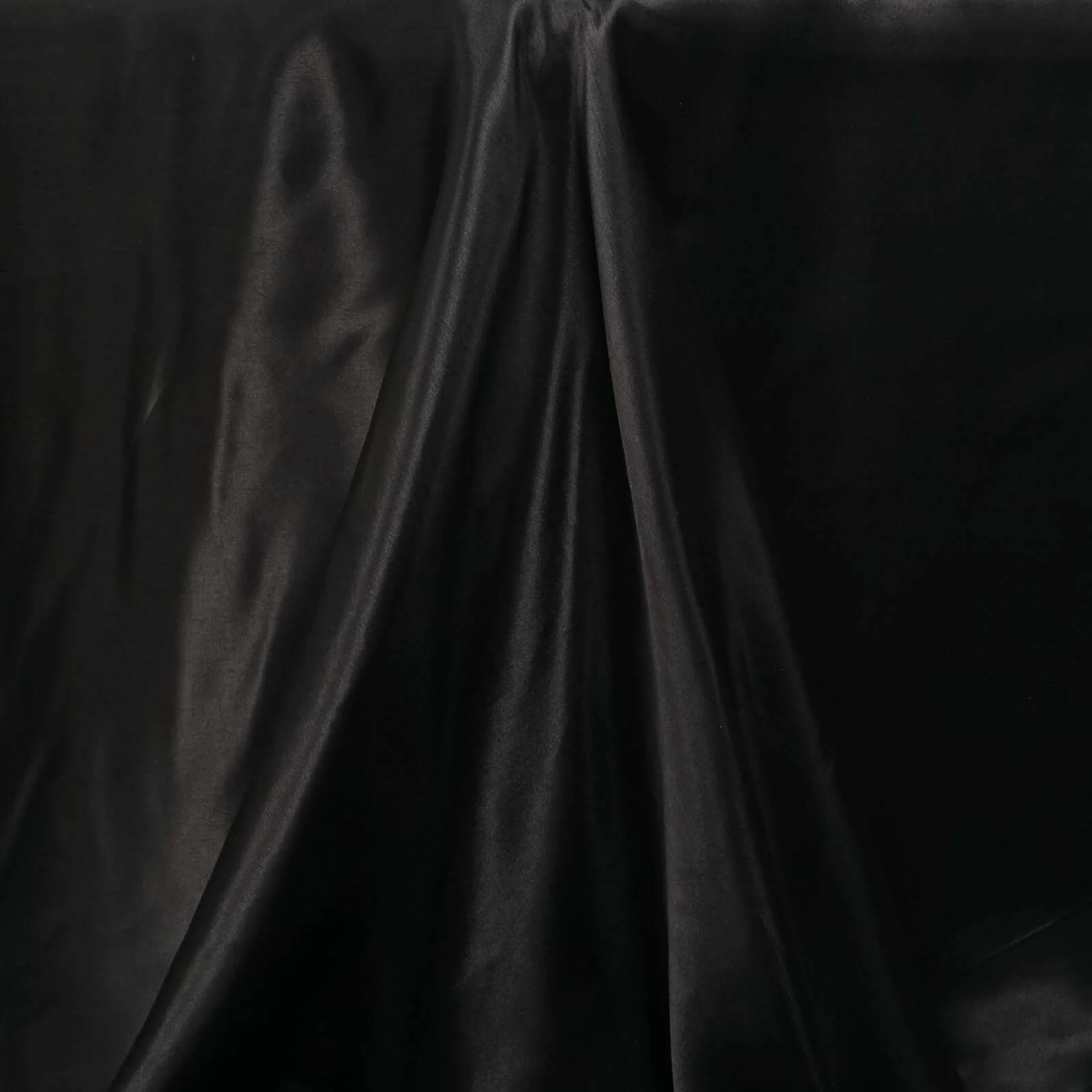 Satin Rectangular Tablecloth 90"x132" Black - Seamless Classy Table Cover for Weddings & Events - Image 6