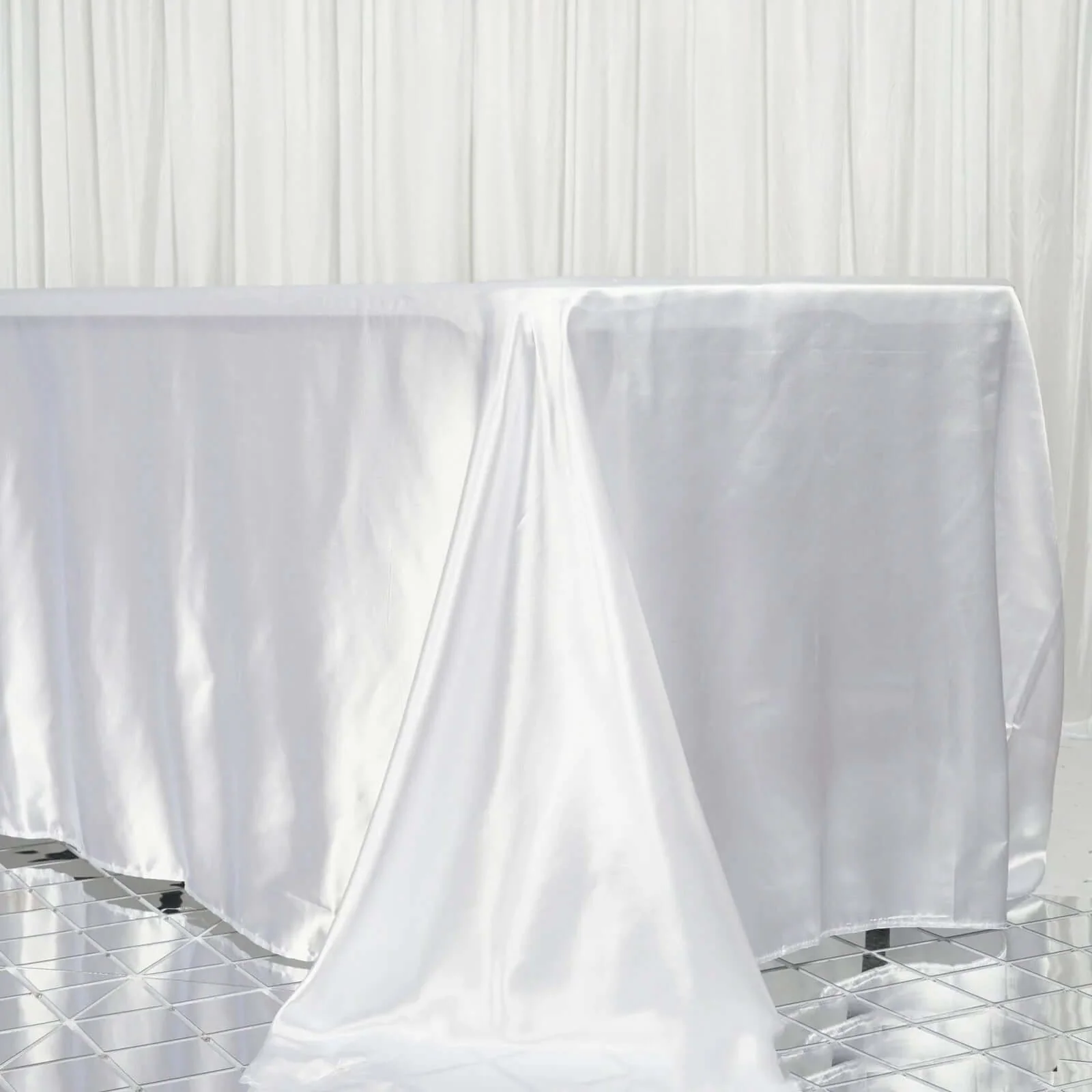 Satin Rectangular Tablecloth 90"x156" White - Seamless Sophisticated Table Cover for Weddings & Events