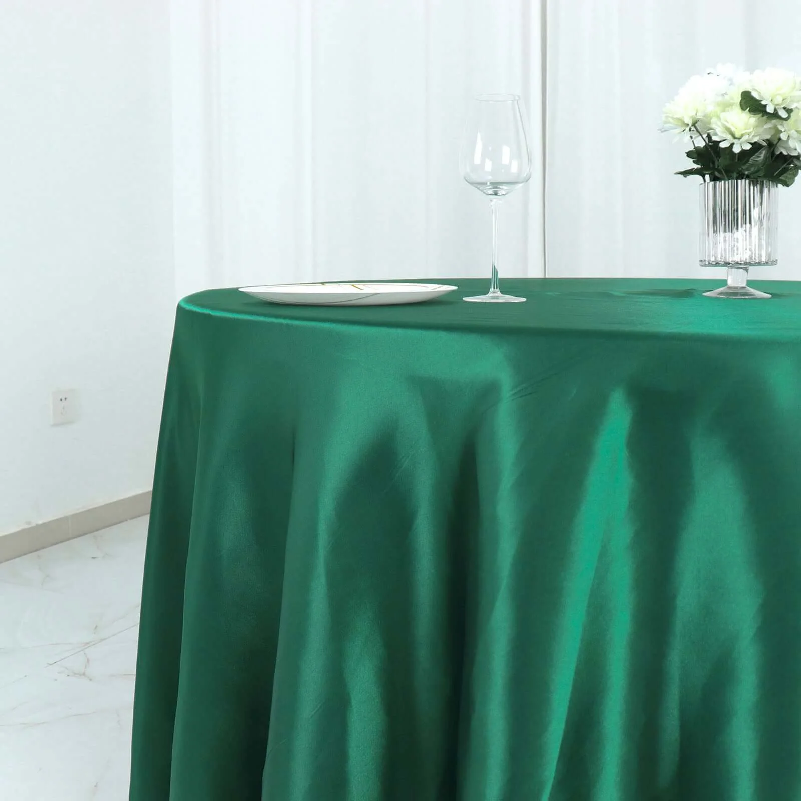 Satin Round Tablecloth 108" Hunter Emerald Green - Smooth & Durable Table Cover - Image 12