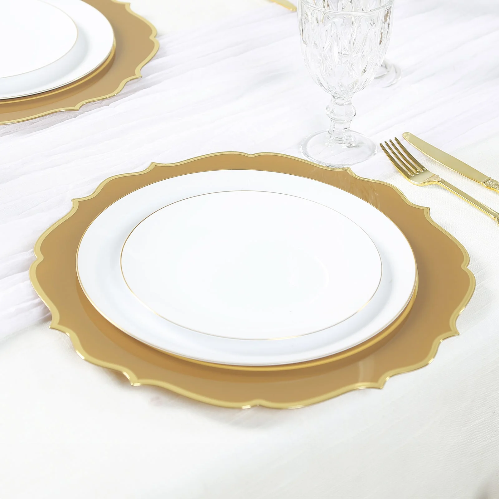 10-Pack Economy Plastic Charger Plates 13" Round Gold with Scalloped Rim - Decorative Dinner Party Serving Plates - Image 2
