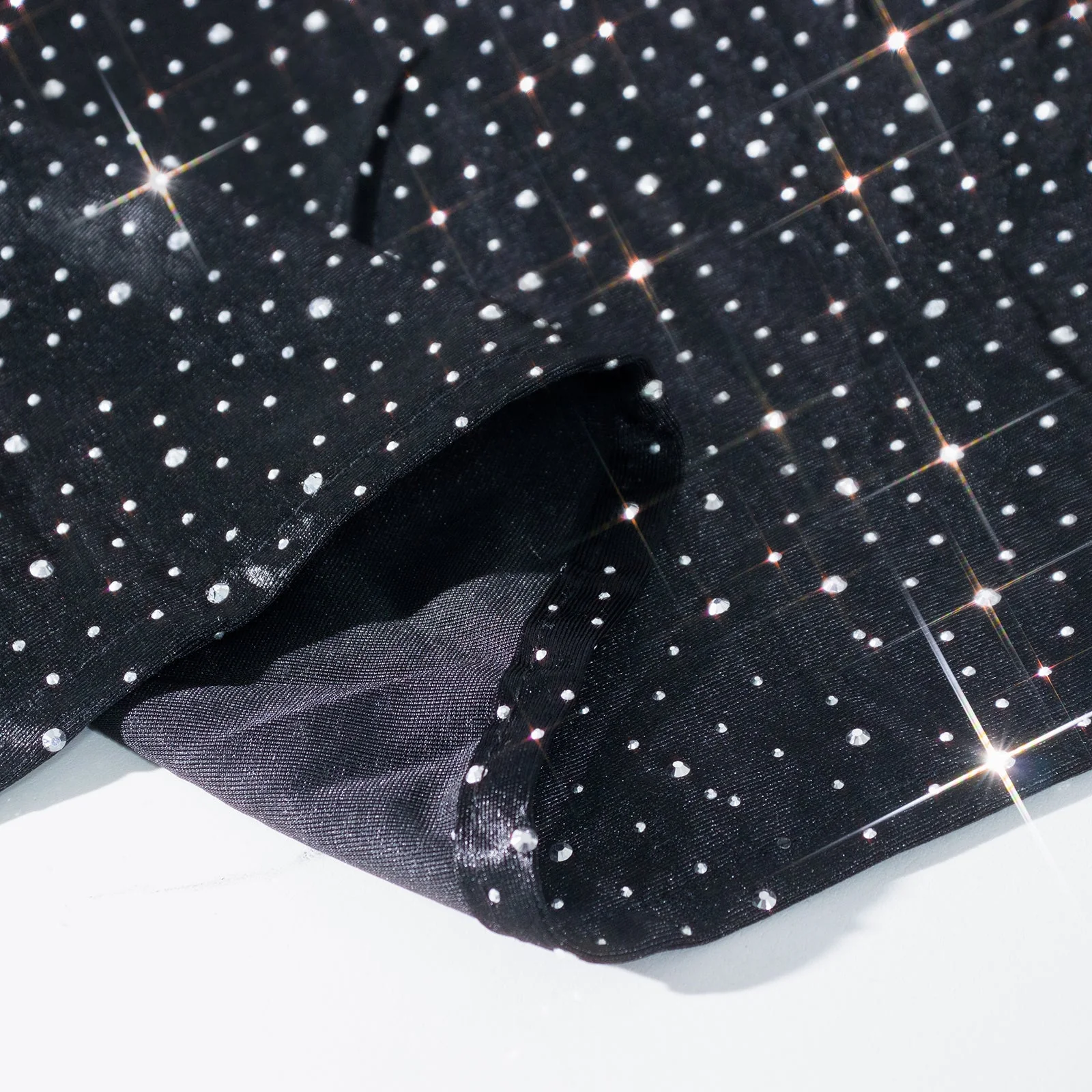 Scuba Rectangular 90"×132" Black Tablecloth with Rhinestone Accents – Wrinkle-Free, Stain-Resistant & Seamless Luxury Event Cover - Image 9