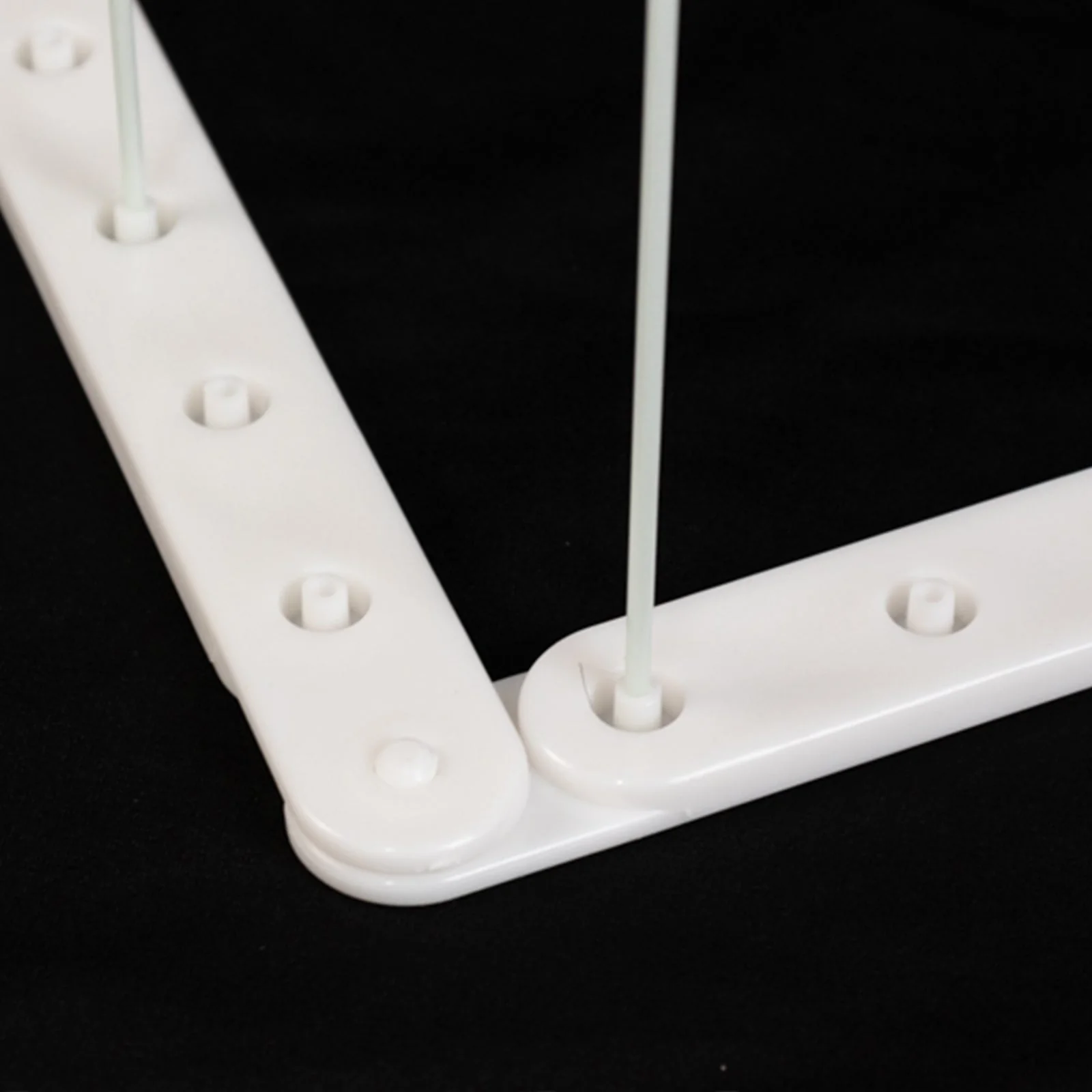 Set of 2 White Plastic Balloon Column Stand Kit with Interlocking Base, DIY Shapeable Balloon Tower Stick Holder for Table Centerpieces - Image 6