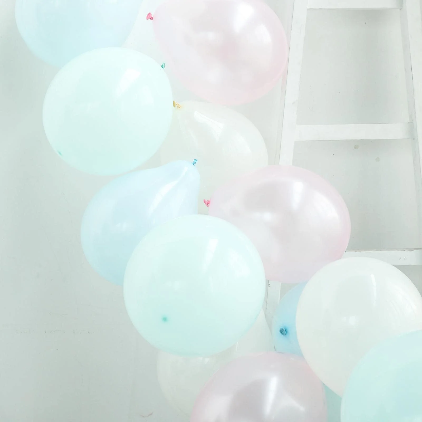 Set of 4 Balloon Arch Kit - Decorating Strips, Balloon Tie Tool, Glue Dots and Curling Ribbon for Party Decorations - Image 7