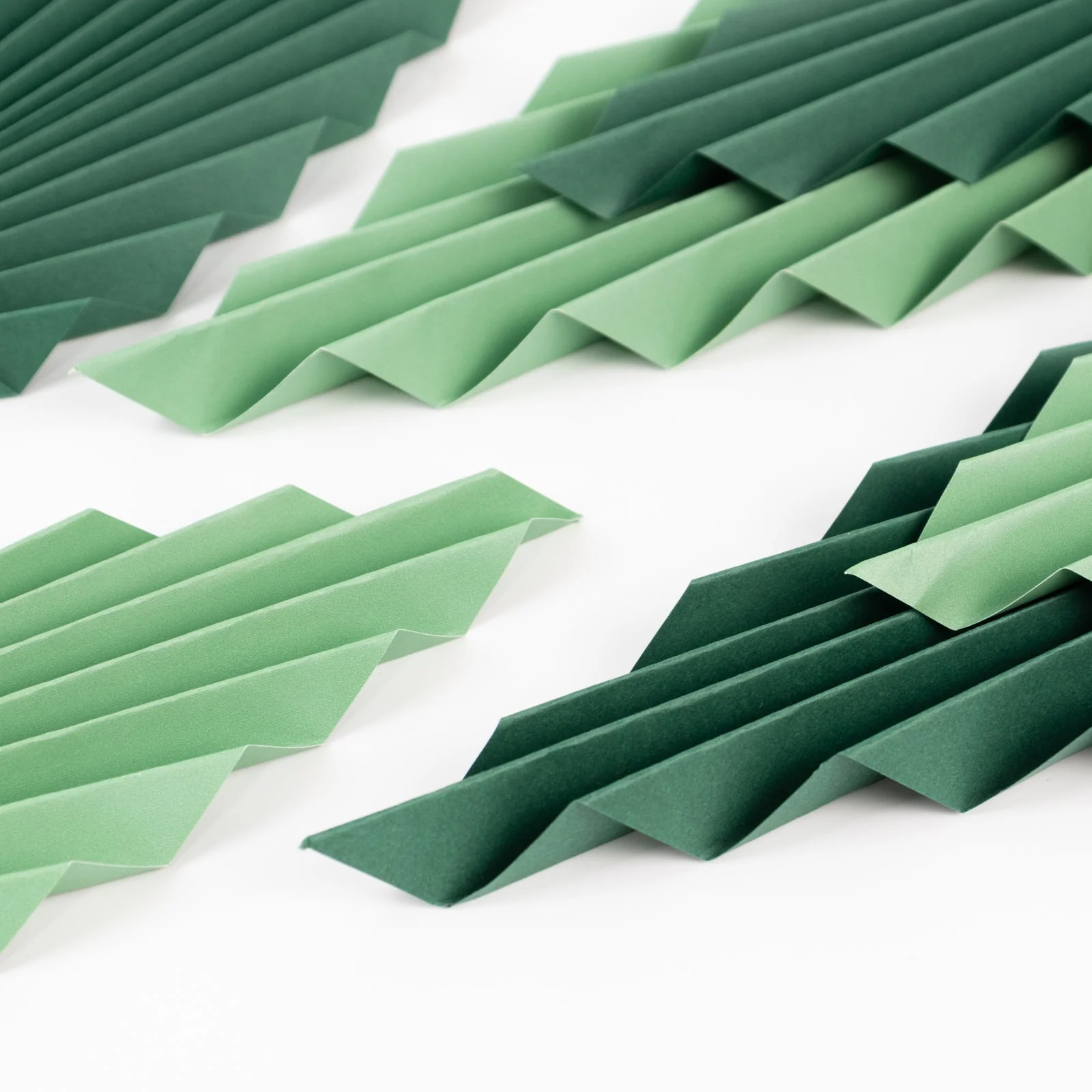 Set of 6 Mixed Green Leaves Hanging Paper Fans Wall Decor, Pre-Strung Foldable Tropical Palm Leaves Jungle Theme Party Supplies - 11",15" - Image 8