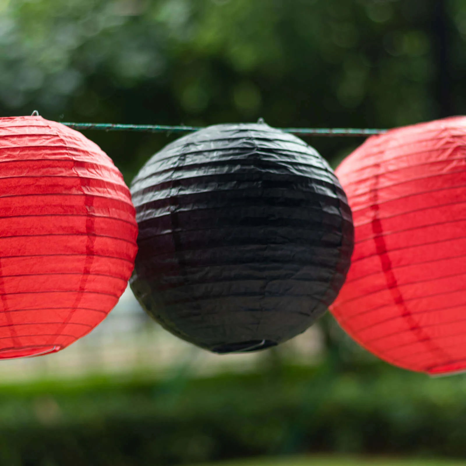 Set of 8 Mixed Red Gold Hanging Paper Lanterns, Assorted Size Decorative Round Chinese Sky Lanterns - 6",8",10",14" - Image 10