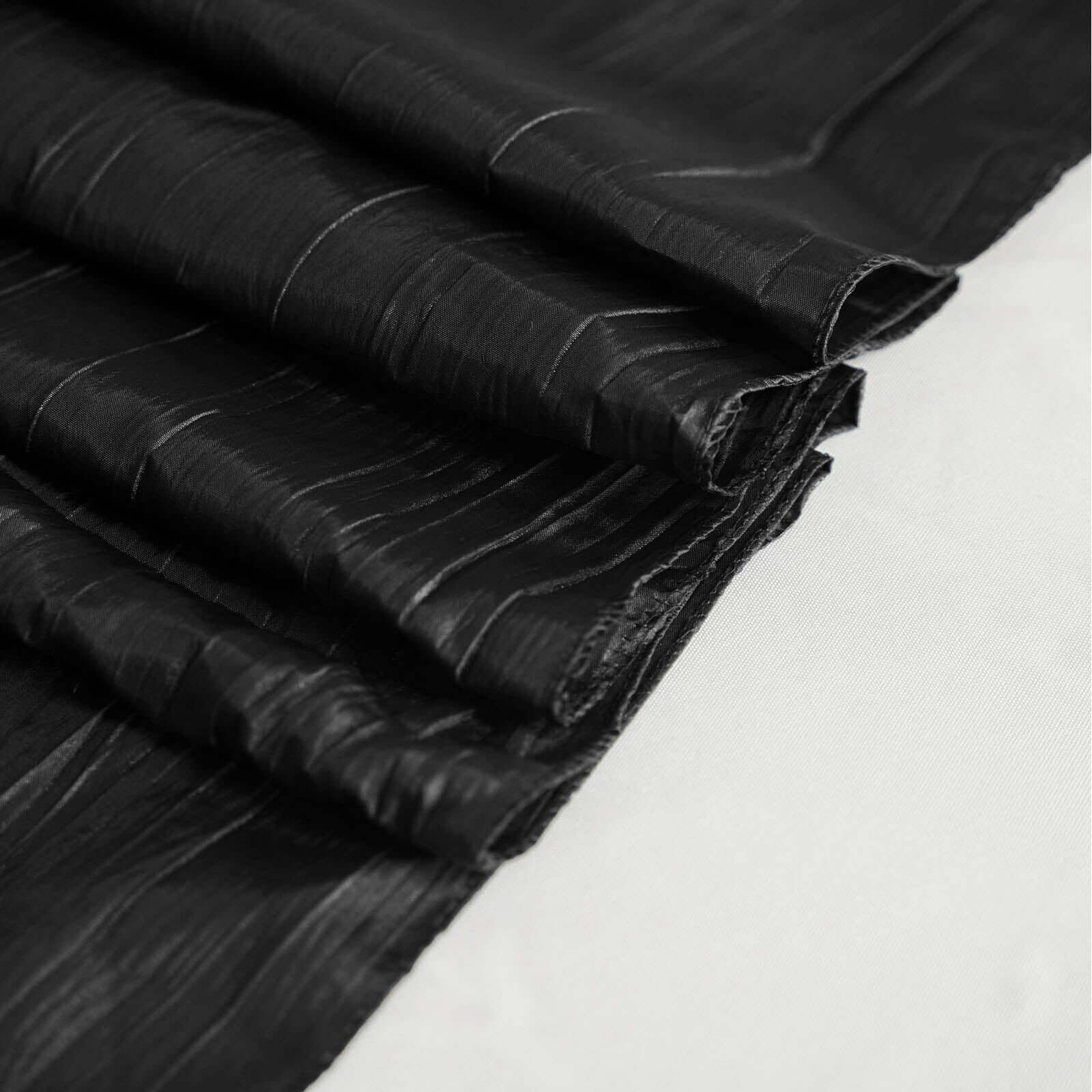 Taffeta Rectangle Tablecloth 90"x132" Black with Accordion Crinkle Design - Seamless Finish - Image 7