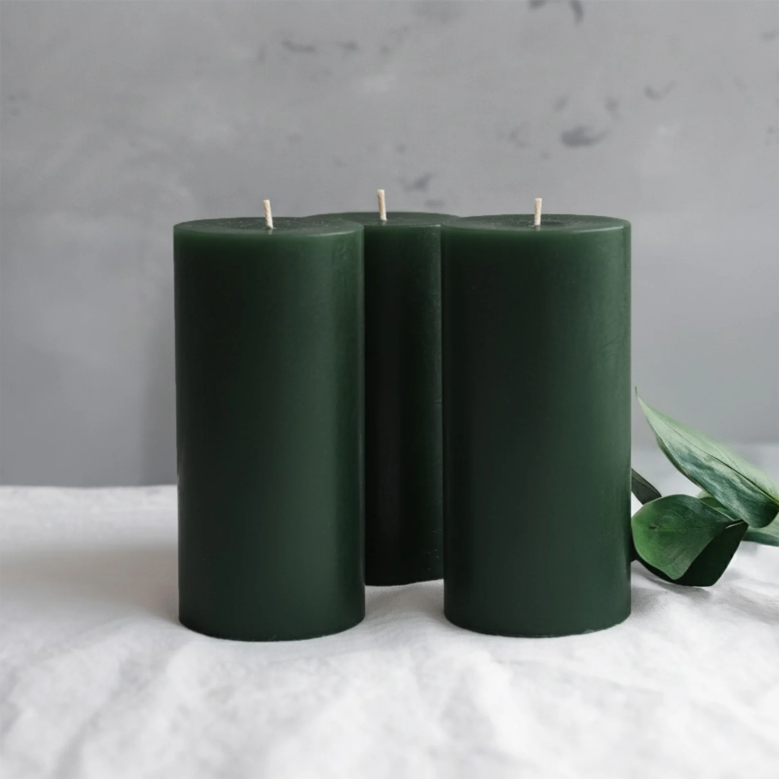 6-Pack Unscented Pillar Candles – Dripless 3"x6" Hunter Emerald Green Paraffin Wax with Smokeless Cotton Wicks, Clean & Long-Lasting 60-Hour Burn