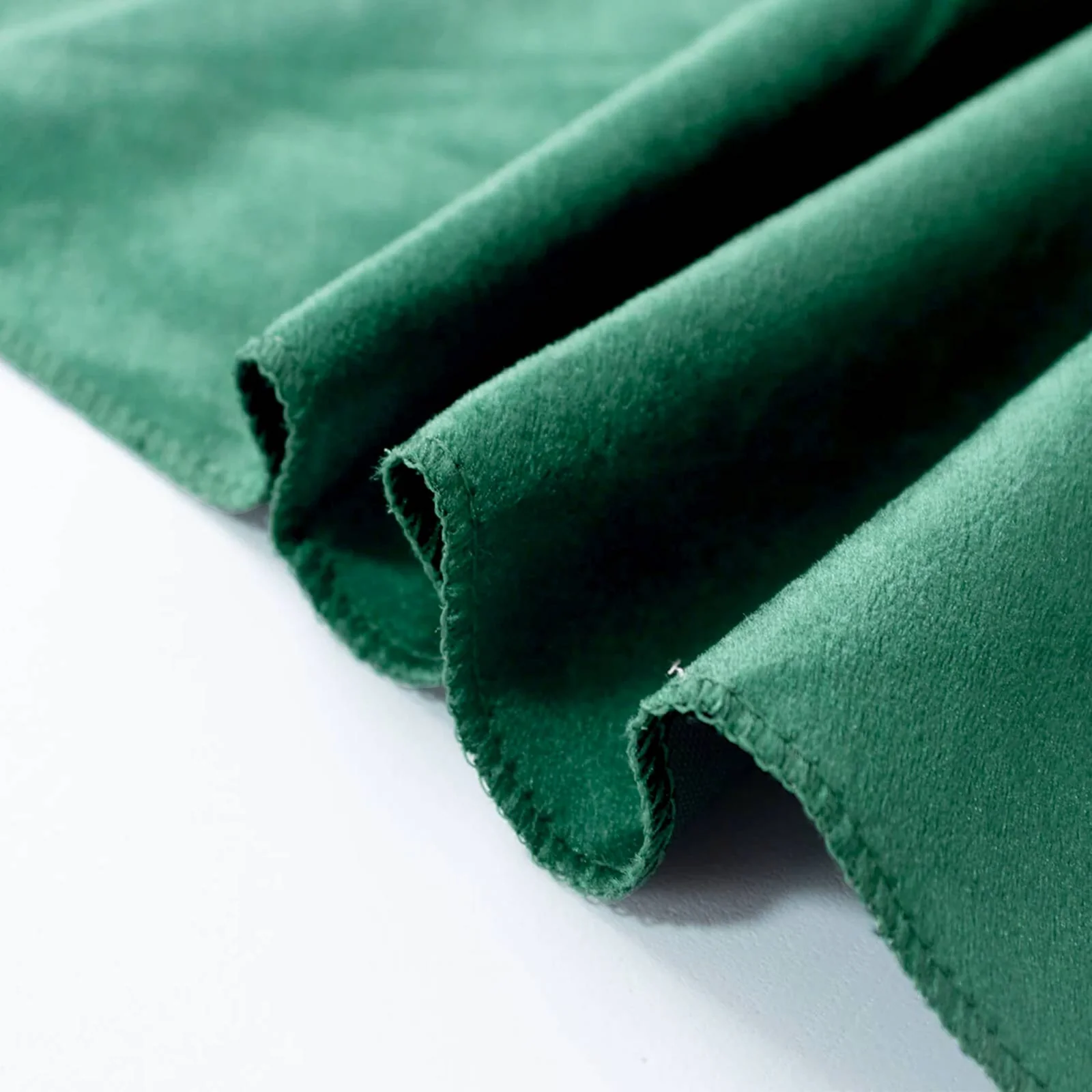 Premium Velvet Round Tablecloth 132" Hunter Emerald Green - Soft & Reusable Table Cover - Image 5