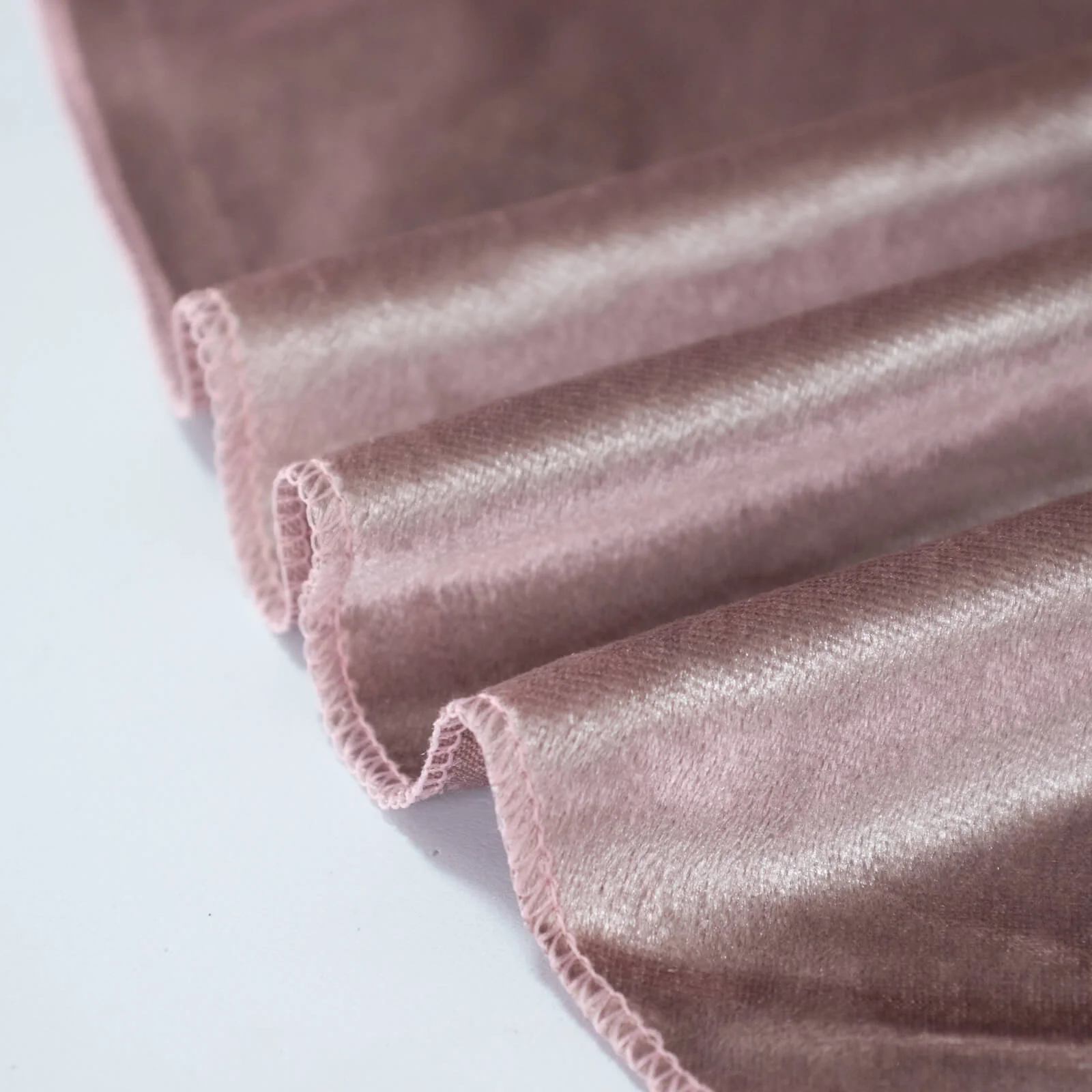 Premium Velvet Round Tablecloth 132" Mauve Cinnamon Rose - Soft & Reusable Table Cover - Image 5